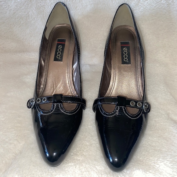 Ecco Women Strap Heels - Picture 3 of 8